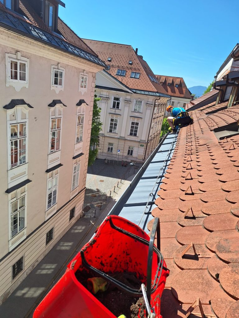 Čiščenje žlebov Ljubljana